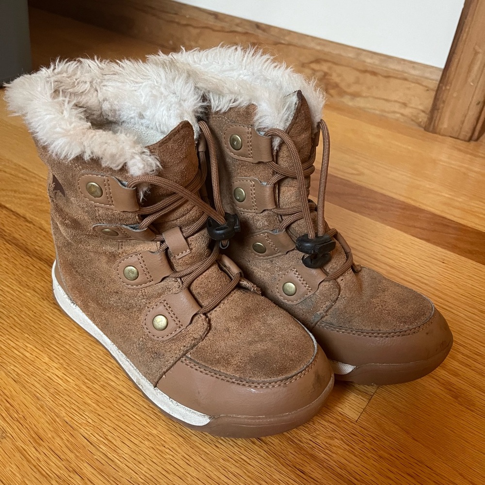 Sorel winter boots girls